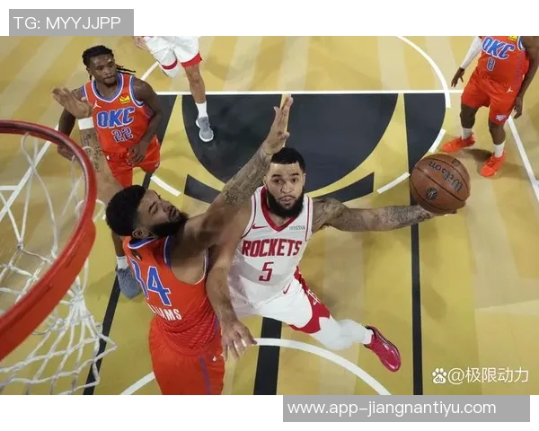 特纳半场表现低迷仅得5分3板1助2帽引发球迷热议